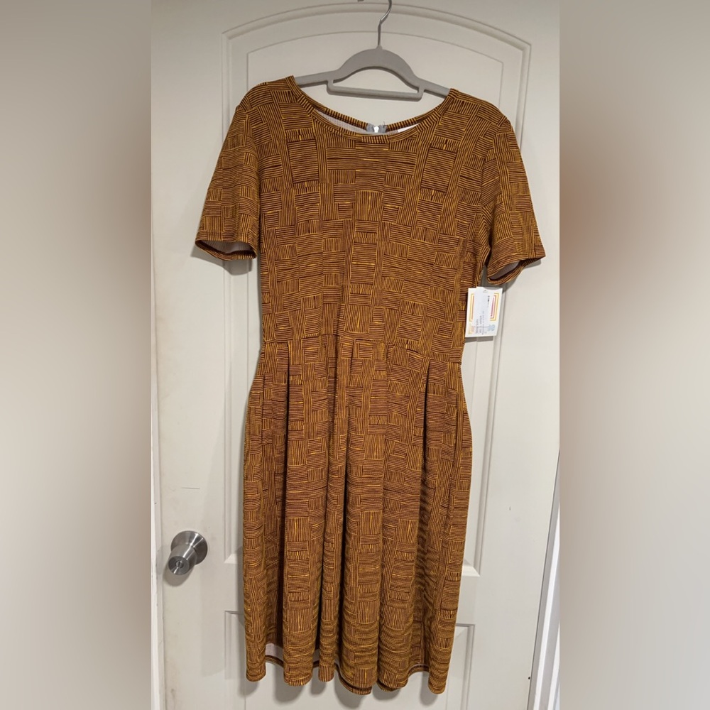 Large BRAND NEW WITH TAGS Lularoe Dress